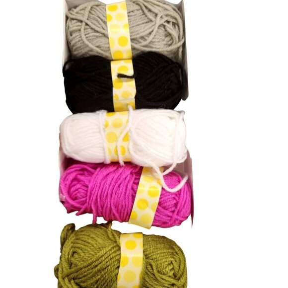 Spice Box Kits for Kids, Yarn Animals Spool Knit & Pom-poms, Over 40 projects - Picture 8 of 16